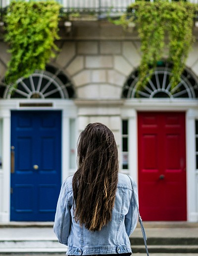 red door or blue door